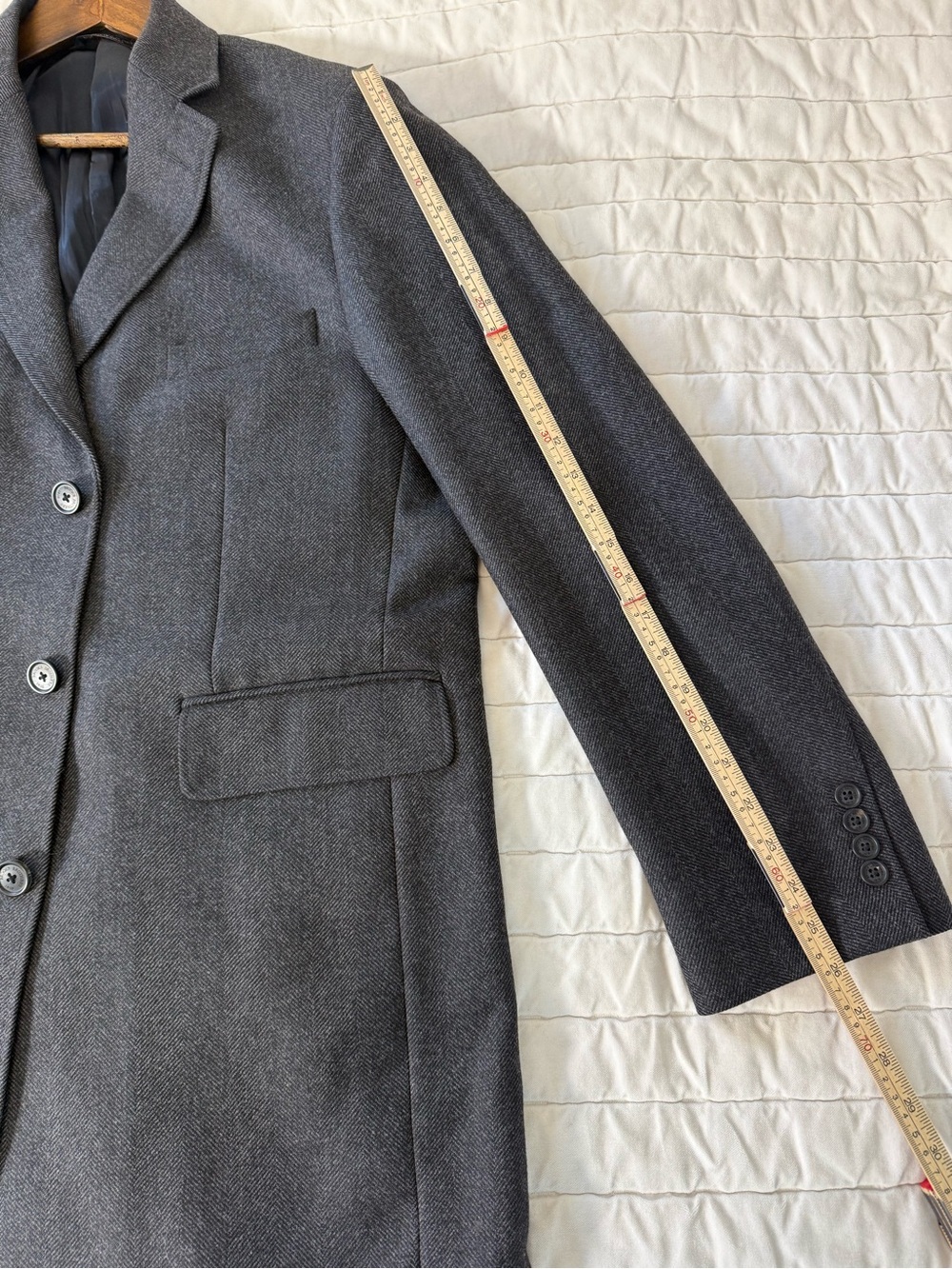 Brooks Brothers Dark Gray Wide Herringbone 100% Italian Wool Blend Overcoat- 44R - Picture 10 of 15